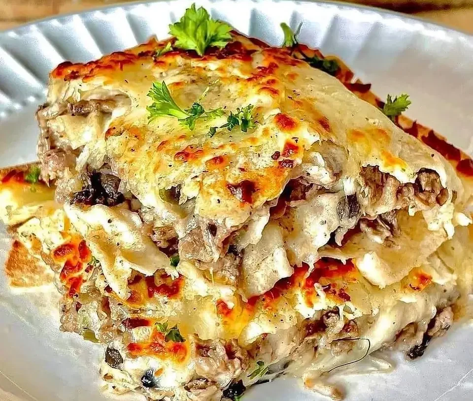 Low Carb Philly Cheesesteak Lasagna