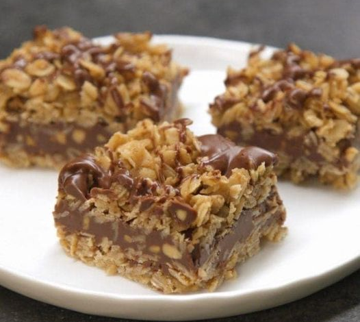 KETO CHOCOLATE PEANUT BUTTER BARS RECIPE