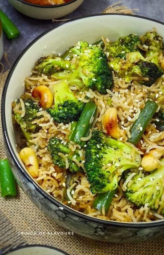 30-Minute Vegan Broccoli Fried Rice