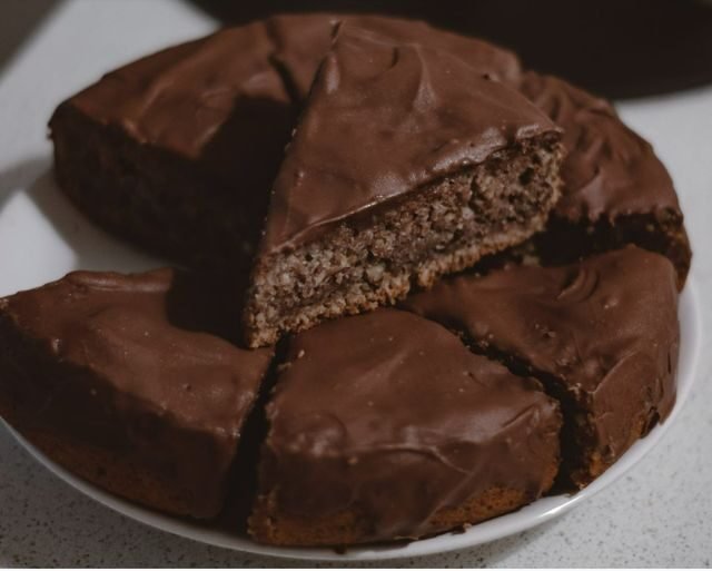 Air Fryer Chocolate Cake