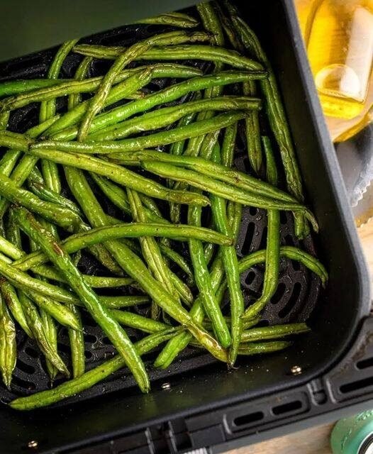 EASY AIR FRYER GREEN BEANS