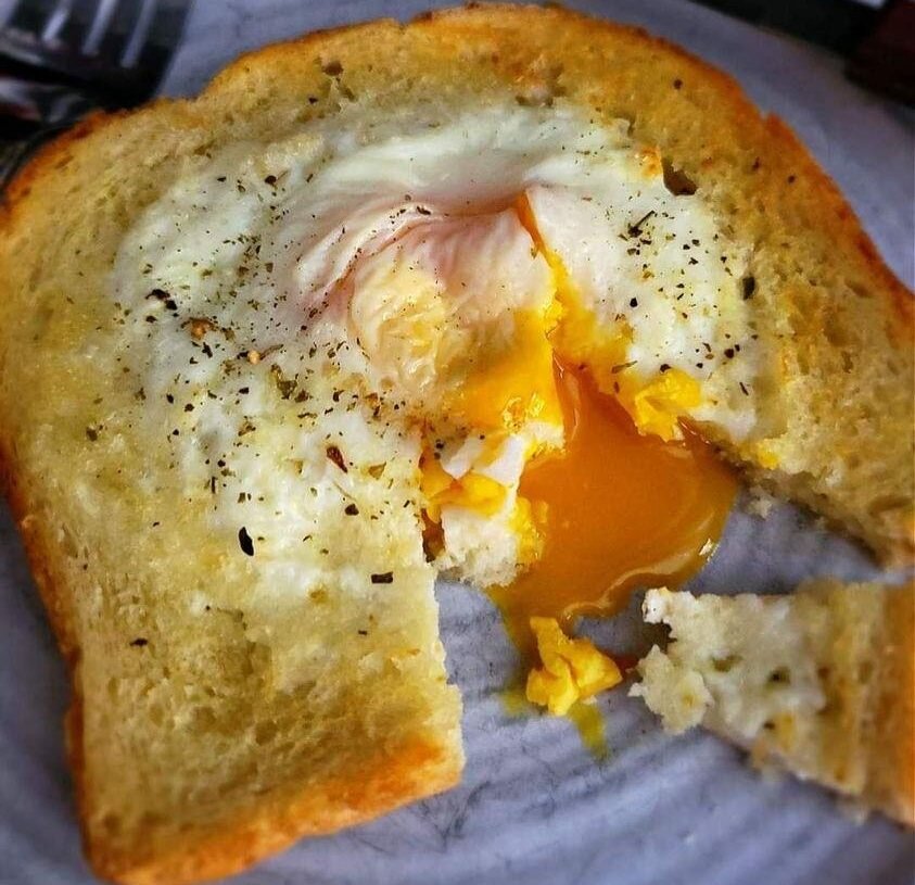 Air fryer egg toast