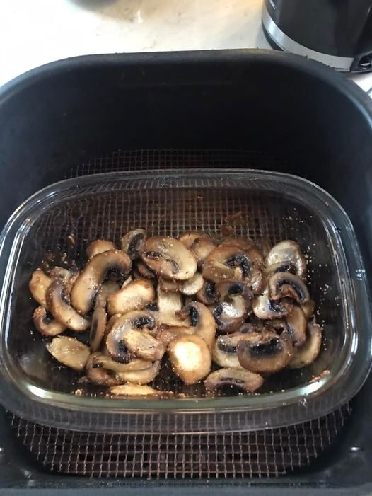Air fryer garlic mushrooms