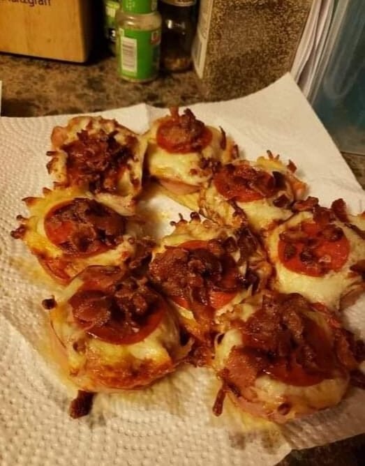 Perfect Keto Pepperoni Pizza Bites