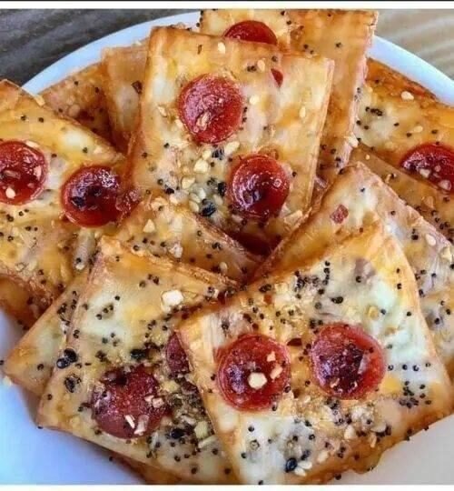 PIZZA CHIPS (KETO, LOW CARB)
