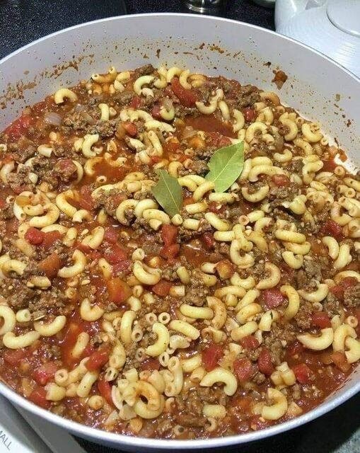 Grandma’s American Goulash
