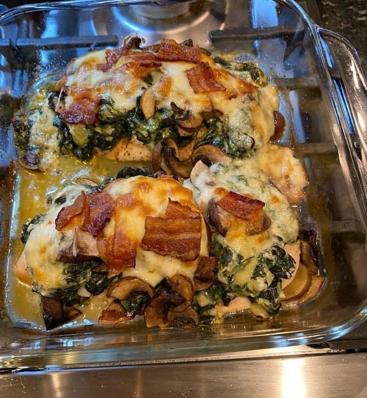 Keto Low Carb Smothered Chicken: A Culinary Masterpiece in 65 Minutes