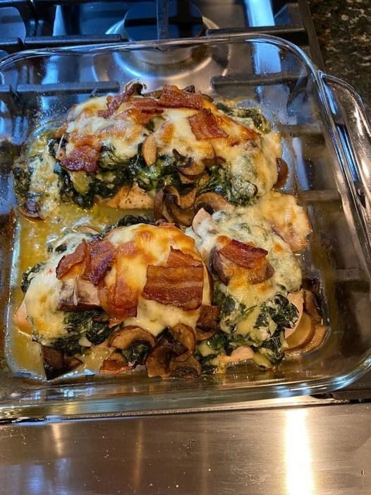 Keto Low Carb Smothered Chicken