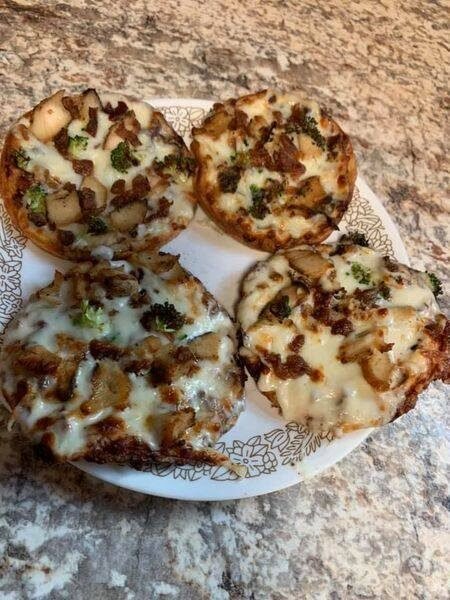 KETO BROCCOLI PIZZA CHAFFLES