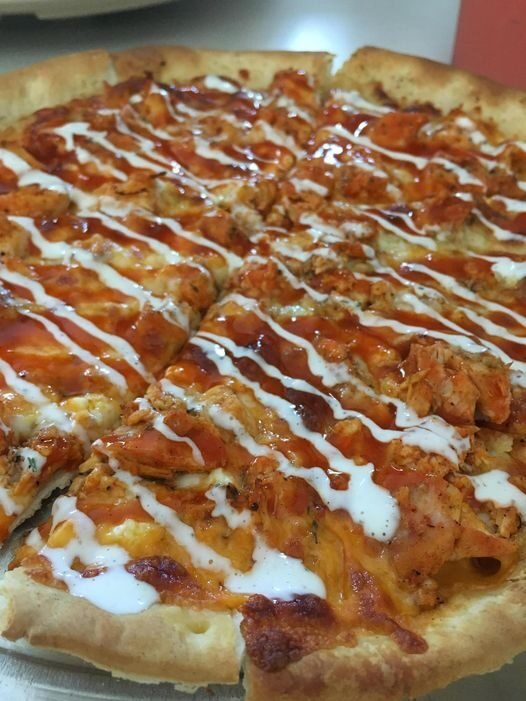 Weight Watchers Buffalo Chicken Bacon Ranch Pizza