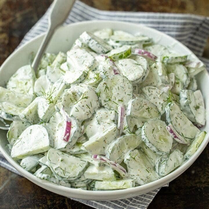 Creamy Vegan Cucumber Salad with Dill and Red Onion😋