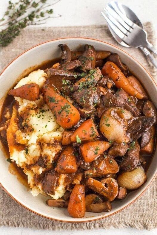 Creamy Vegan Mushroom Stew😋