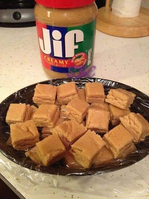 Friendly Peanut Butter Microwave Fudge