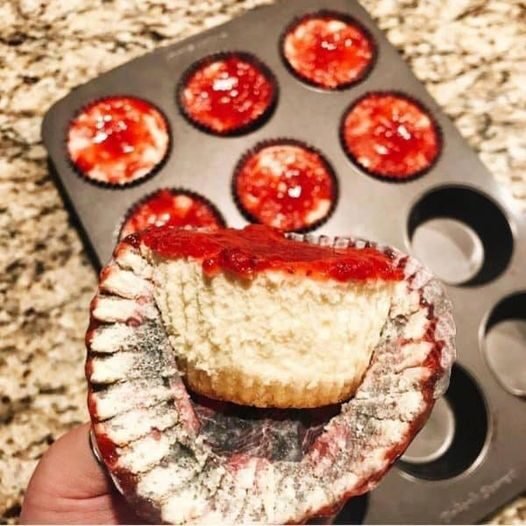 Mini Cheesecakes (Weight Watchers: 2 pts)