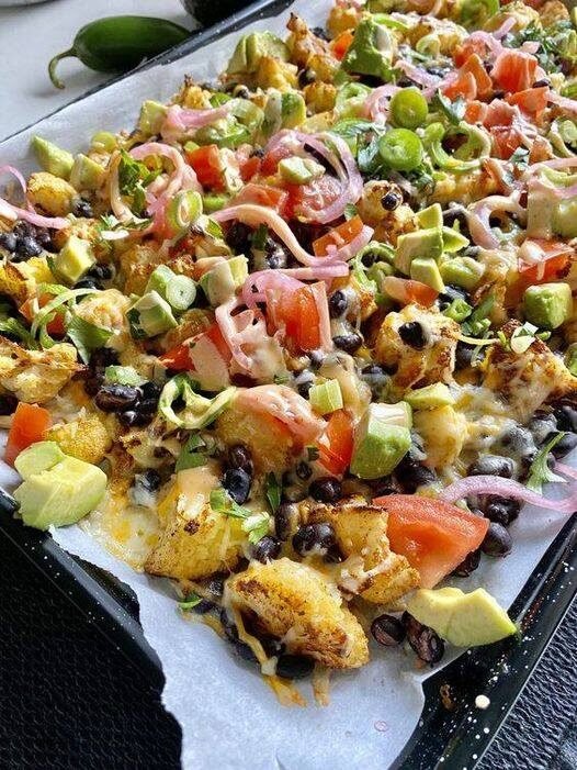 cauliflower nachos😋