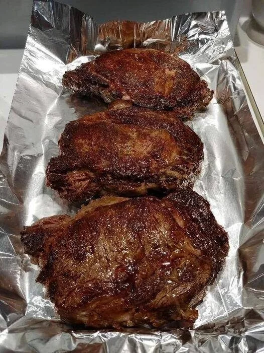 Keto Ribeye Steaks with Garlic Rosemary Butter😍