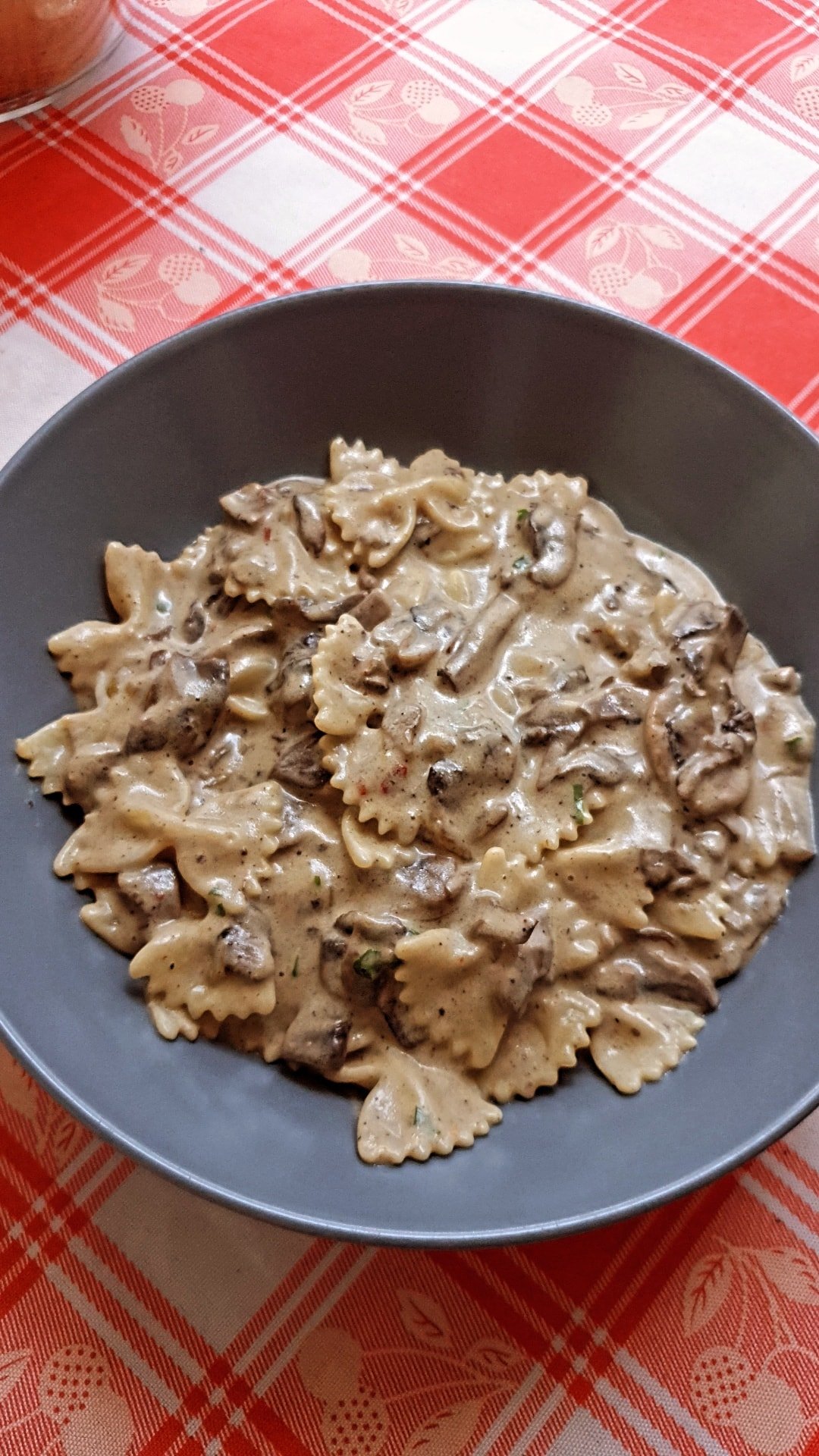 Vegan Creamy Mushroom Pasta