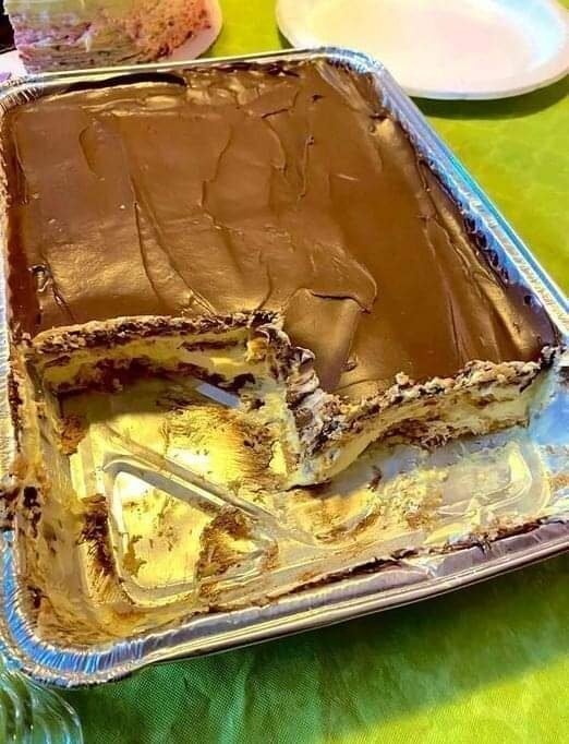 Vegan No-Bake Chocolate Eclair Cake Recipe