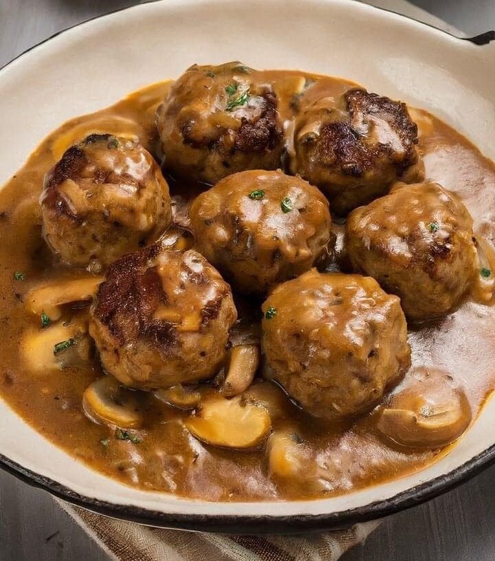 Slow Cooker Salisbury Steak Meatballs