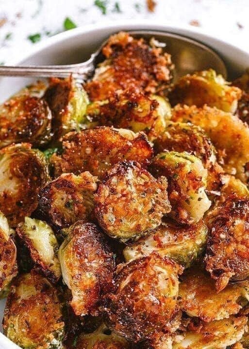 Garlic Parmesan Roasted Brussels Sprouts