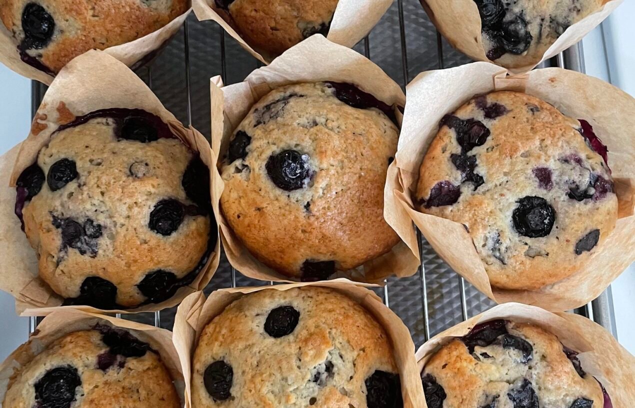 Three Ingredient Weight Watchers Miracle blueberry muffins