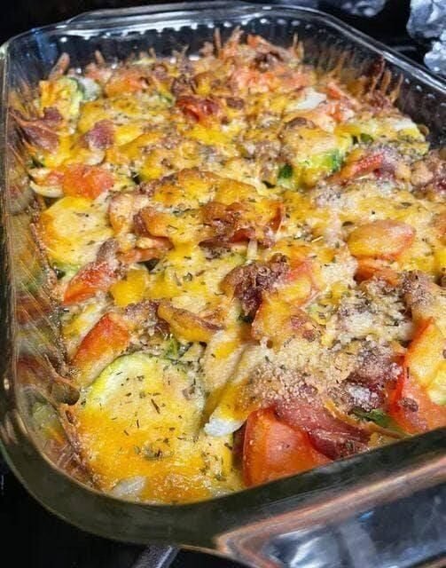 Keto loaded zucchini bake