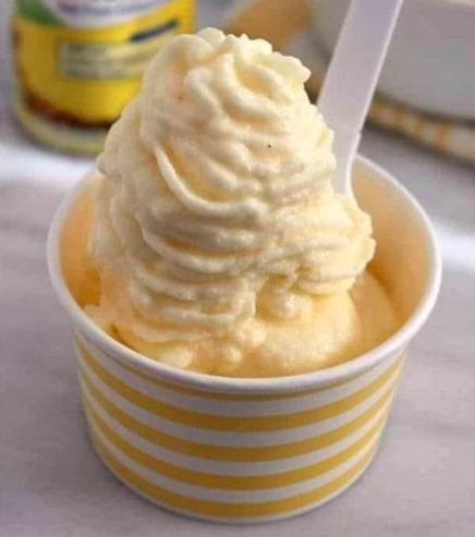 Vegan Pineapple Soft Serve Ice Cream!
