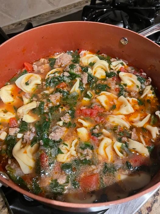 Rustic Italian Sausage, Tortellini, and Spinach Soup