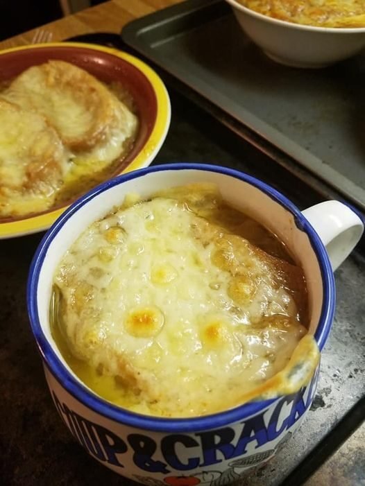 Classic Baked French Onion Soup