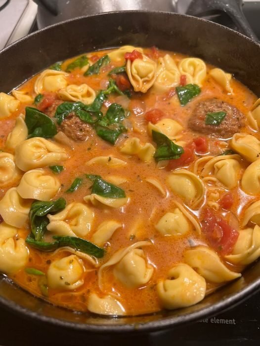 Cheese Tortellini and Meatball Soup Recipe