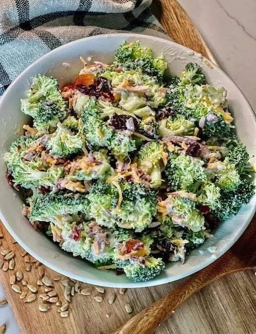 Keto Skinny Creamy Broccoli Salad Recipe