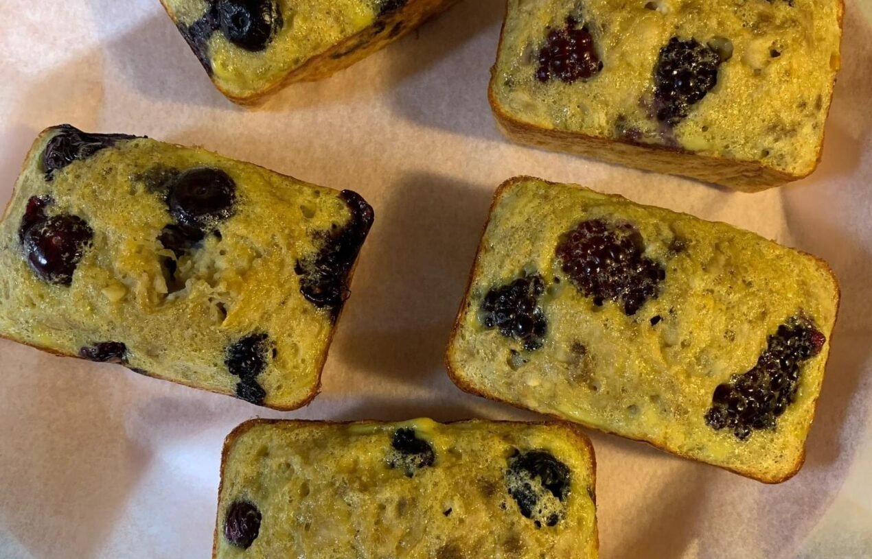 Quick Vegan Blueberry Breakfast Bakes