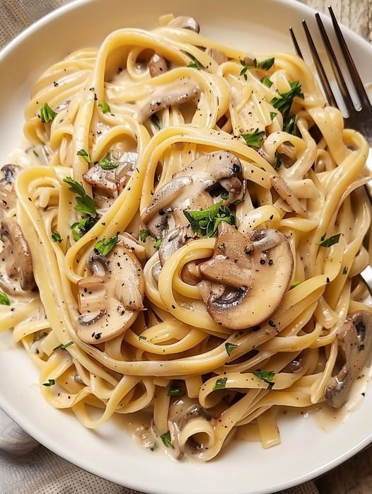 Creamy Vegan Mushroom Pasta