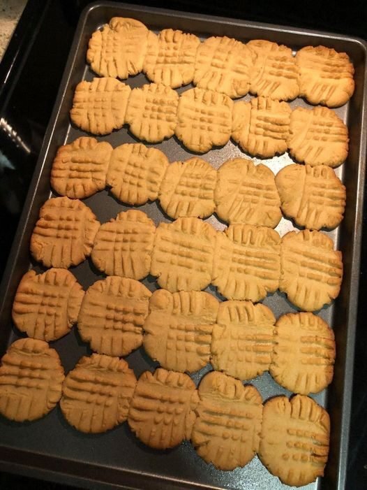 One Point Peanut Butter Cookies