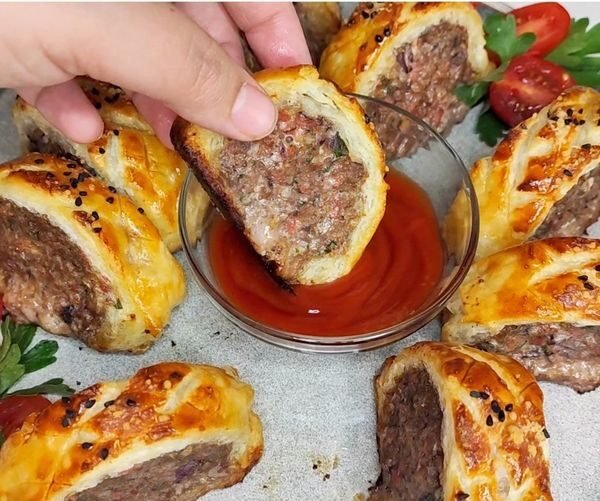 Low Carb Sausage Rolls