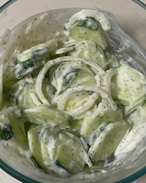 Keto Cucumber Avocado salad