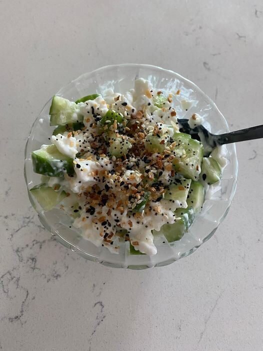 Keto-Friendly Cucumber Cottage Cheese Salad