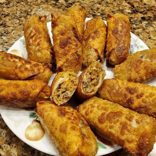 Vegan Eggrolls with Peanut Butter Dipping Sauce