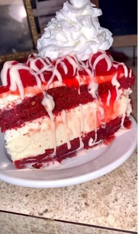 Red Velvet Cheesecake