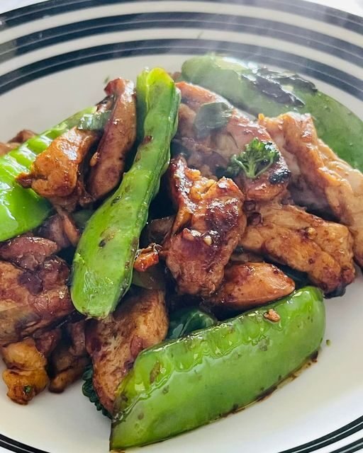 Keto Super-Quick Healthy Chicken Stir Fry