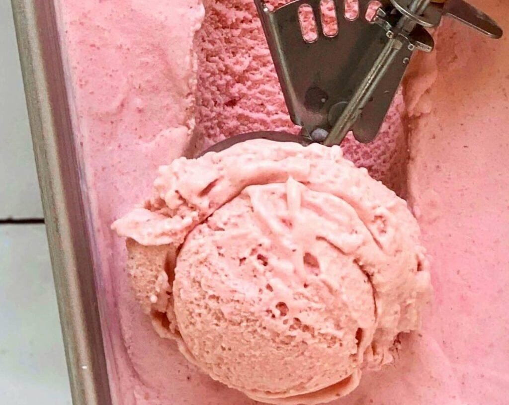Vegan Zero Point Strawberry ice Cream