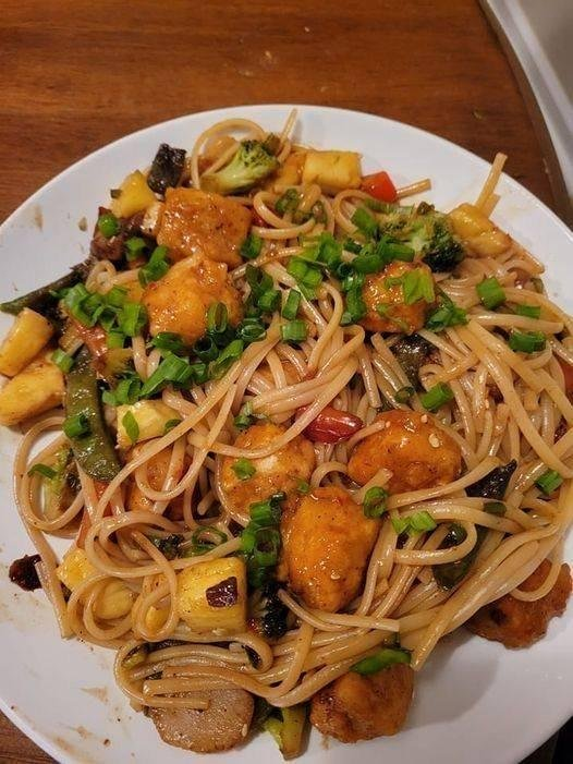 Vegan Lo Mein: A Plant-Based Delight