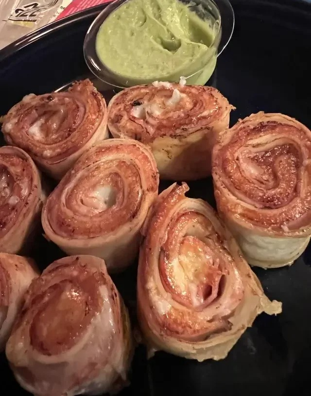 Keto Home Made Crispy Ham & Cheese or Turkey & Cheese Rollups!