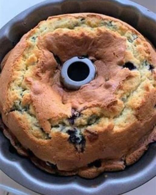 Sour Cream Blueberry Coffee Cake