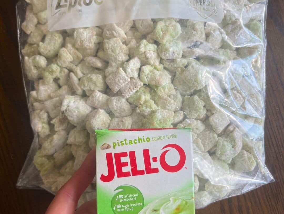 Pistachio Puppy Chow