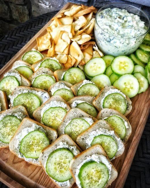 Cream Cheese Cucumber Sandwiches With Creamy Spinach Dip