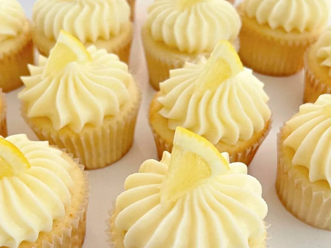 Keto Lemon Cupcakes with Lemon Cream Cheese Frosting