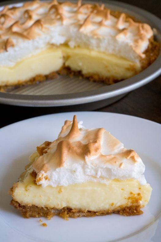 Weight Watchers-Friendly Lemon Meringue Pie