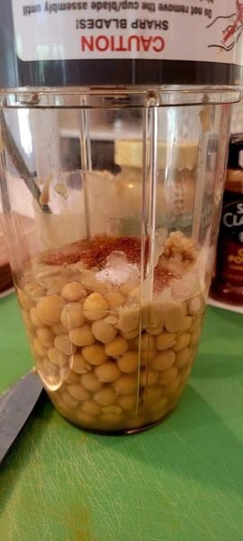 Low-Point Homemade Hummus