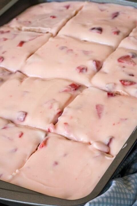 Strawberry Froasted Strawberry Sheet Cake
